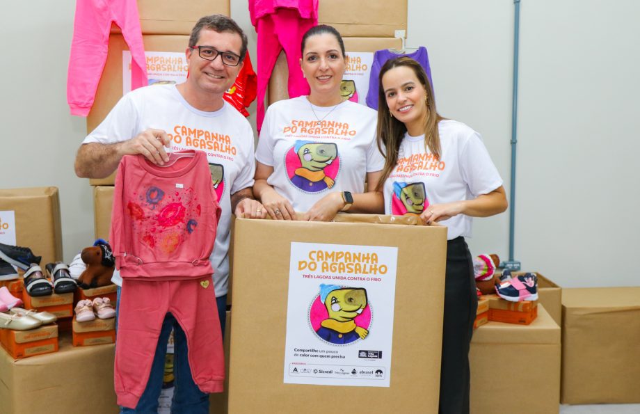 Primeira-dama lança Campanha do Agasalho 2025: “Três Lagoas unida contra o frio!” Primeira-dama lança Campanha do Agasalho 2025: “Três Lagoas unida contra o frio!”