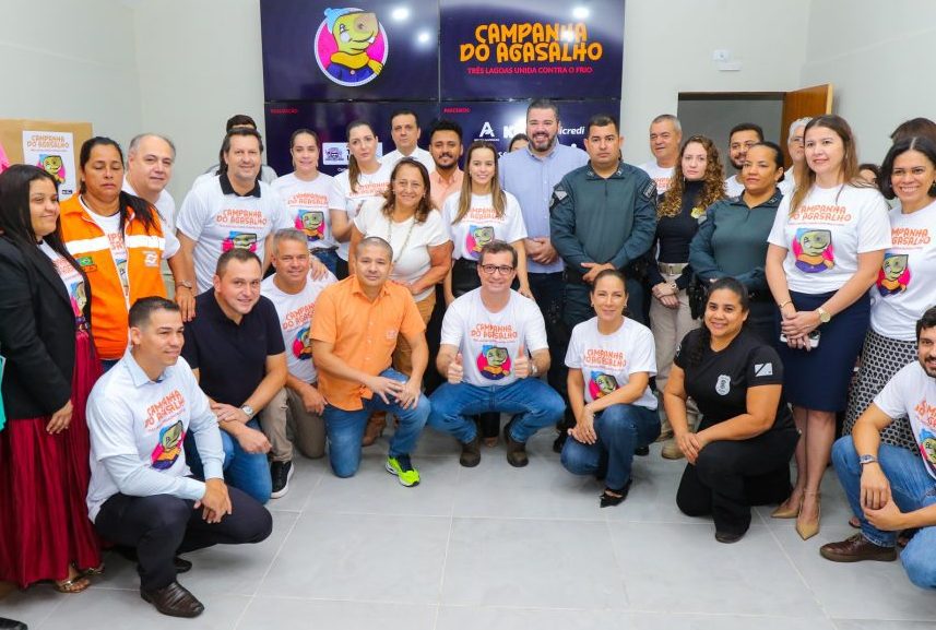 Primeira-dama lança Campanha do Agasalho 2025: “Três Lagoas unida contra o frio!” Primeira-dama lança Campanha do Agasalho 2025: “Três Lagoas unida contra o frio!”