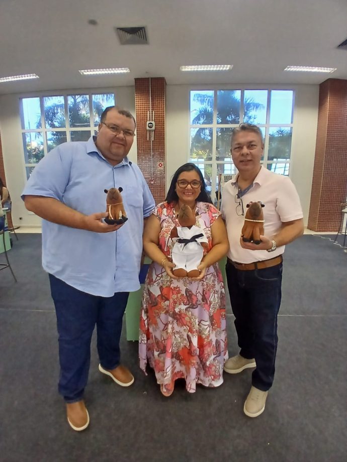 Artesã de Três Lagoas recebe “Selo Made in Pantanal” e leva o nome da cidade para o Festival América do Sul (FAS) Artesã de Três Lagoas recebe “Selo Made in Pantanal” e leva o nome da cidade para o Festival América do Sul (FAS)