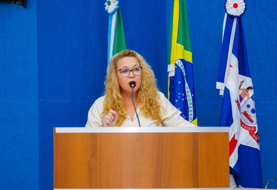 Novos conselheiros tomam posse para mandatos de dois anos
