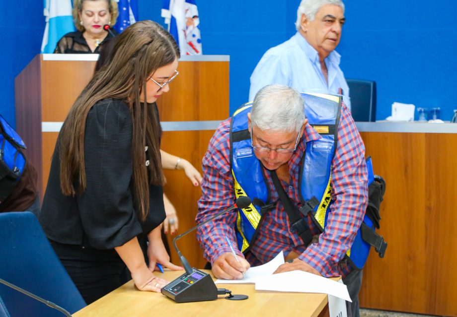 Novos conselheiros tomam posse para mandatos de dois anos