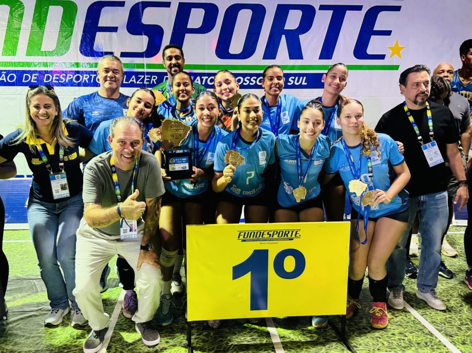 Vôlei feminino de Três Lagoas conquista ouro com campanha invicta; time masculino e equipe de futsal ficaram em 2º