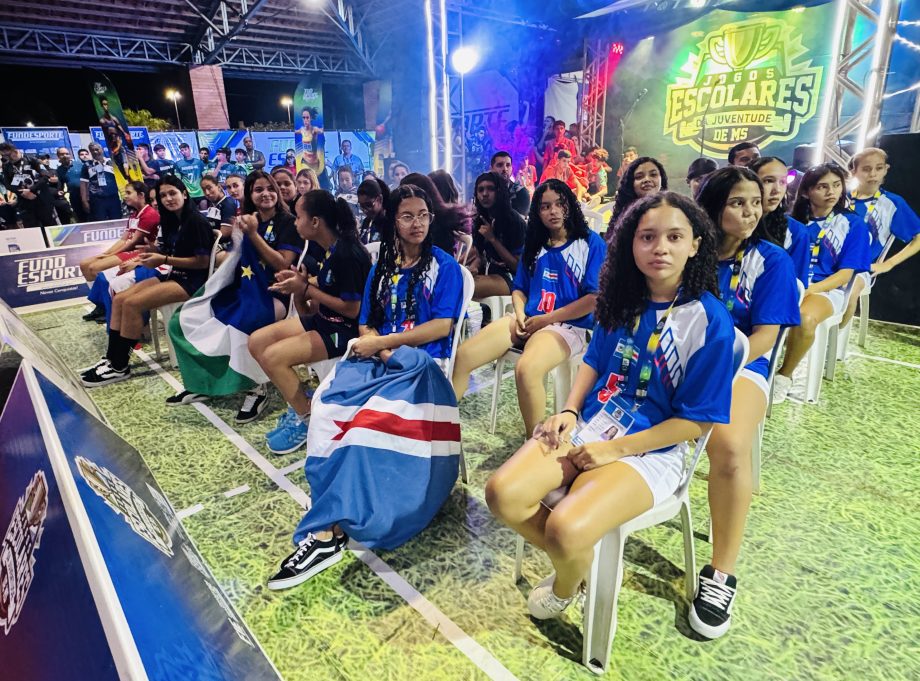 Vôlei feminino de Três Lagoas conquista ouro com campanha invicta; time masculino e equipe de futsal ficaram em 2º
