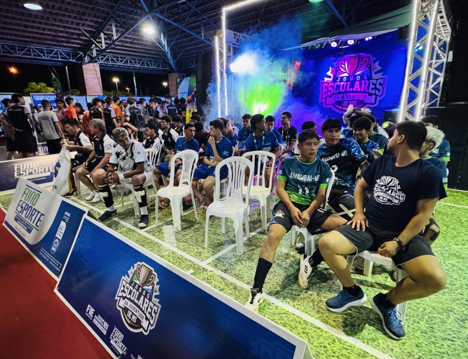 Vôlei feminino de Três Lagoas conquista ouro com campanha invicta; time masculino e equipe de futsal ficaram em 2º