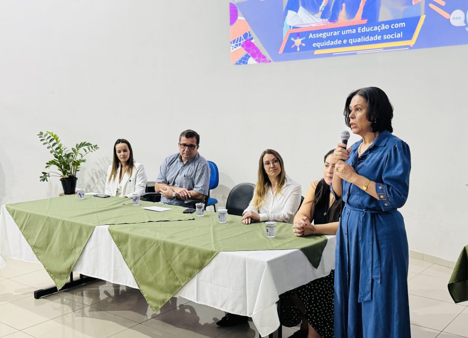 Rede Municipal de Três Lagoas realiza evento de repactuação do Projeto “Matemática ProFuturo” Rede Municipal de Três Lagoas realiza evento de repactuação do Projeto “Matemática ProFuturo”