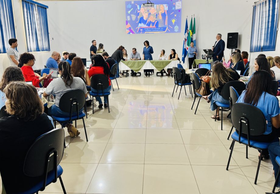 Rede Municipal de Três Lagoas realiza evento de repactuação do Projeto “Matemática ProFuturo” Rede Municipal de Três Lagoas realiza evento de repactuação do Projeto “Matemática ProFuturo”