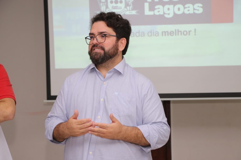 Prefeitura publica decreto de transposição de ACS e ACE da SMS para o regime estatutário e inicia orientação individualizada a servidores sobre mudança Prefeitura publica decreto de transposição de ACS e ACE da SMS para o regime estatutário e inicia orientação individualizada a servidores sobre mudança