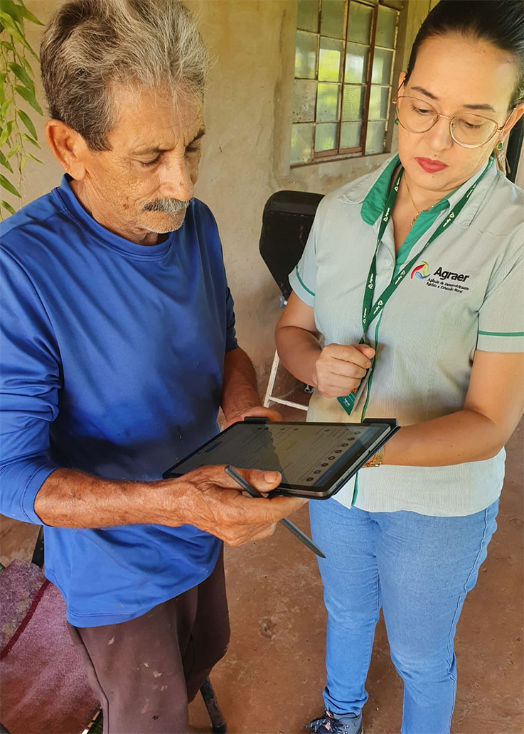 Trabalho em equipe da Agraer inspira criação de aplicativo nacional do Crédito Fundiário Trabalho em equipe da Agraer inspira criação de aplicativo nacional do Crédito Fundiário