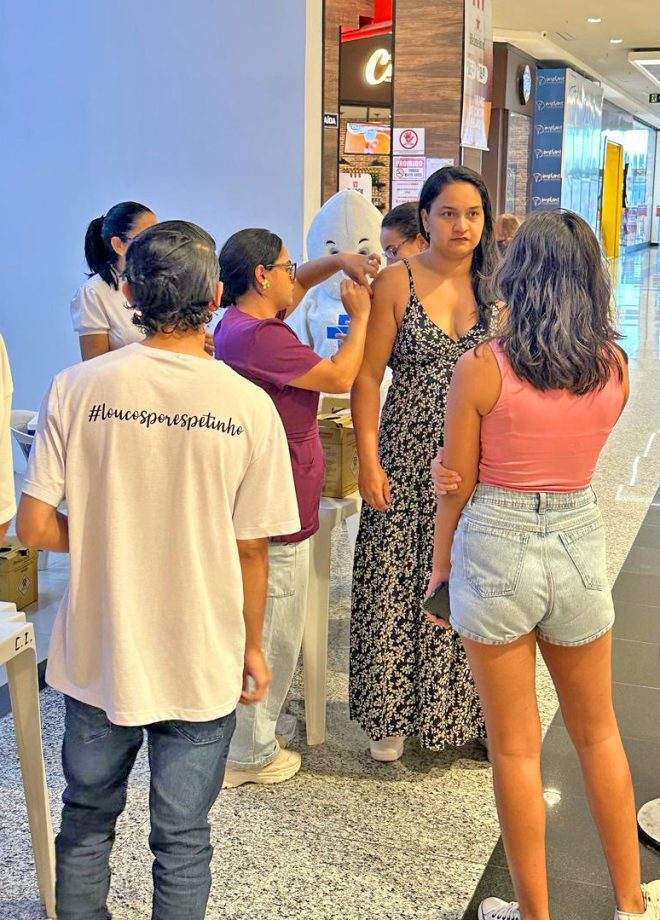 Saúde vacina 998 pessoas em ações da Campanha de Vacinação Contra a Influenza/Gripe no final de semana Saúde vacina 998 pessoas em ações da Campanha de Vacinação Contra a Influenza/Gripe no final de semana