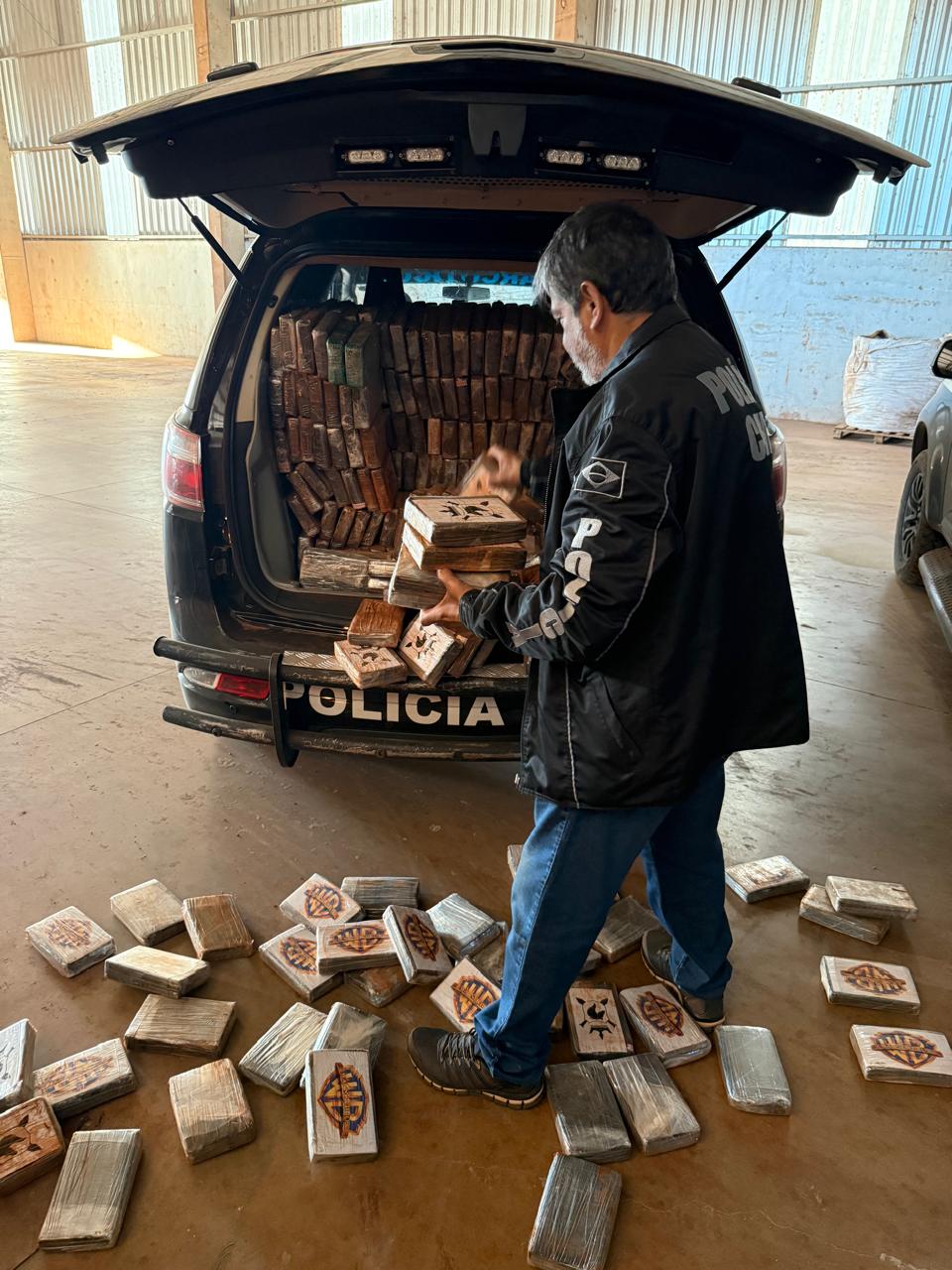 Polícia Civil incinera quase 13 toneladas de entorpecentes em Campo Grande Polícia Civil incinera quase 13 toneladas de entorpecentes em Campo Grande
