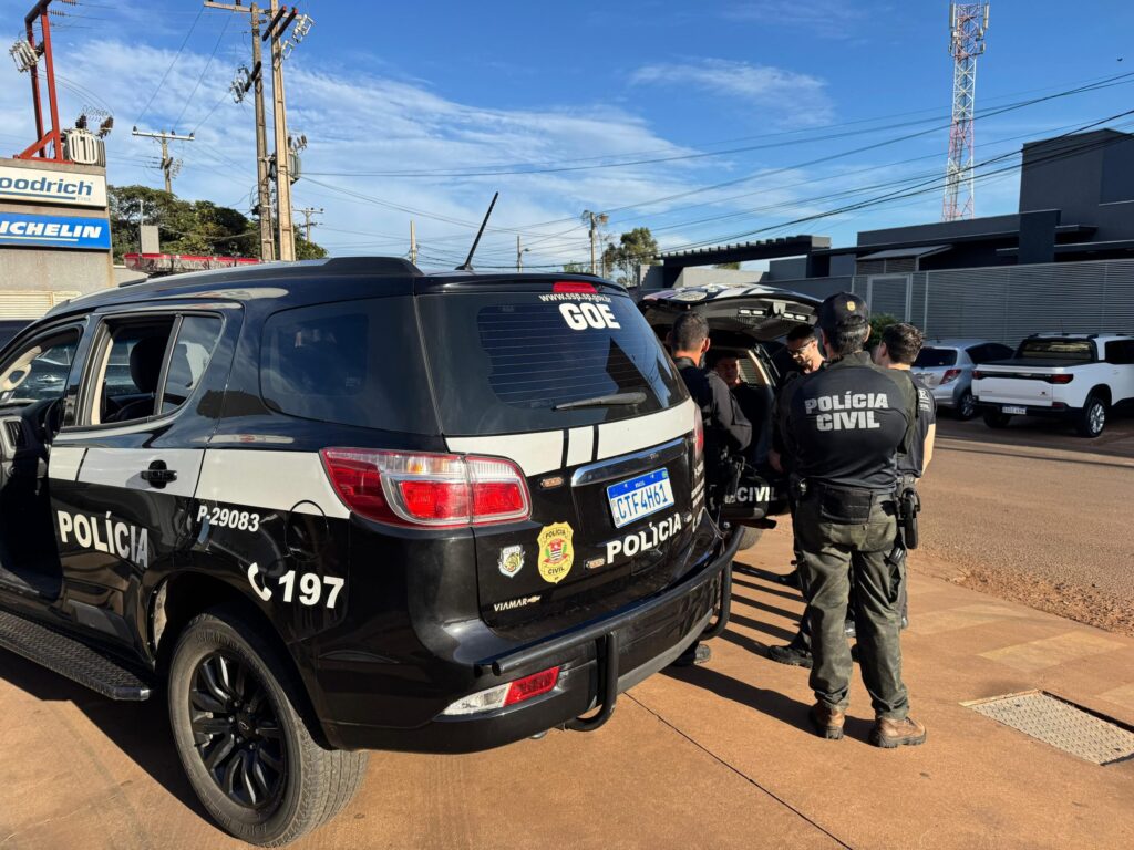 PCMS apoia operação coordenada pela PCSP e prende suspeito de roubo milionário de joias em Ponta Porã PCMS apoia operação coordenada pela PCSP e prende suspeito de roubo milionário de joias em Ponta Porã