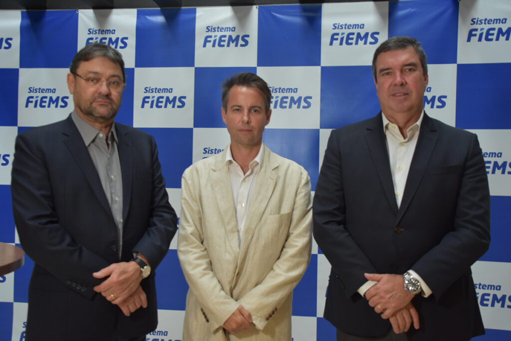 Presidente da Fiems debate implantação de operação de aviação regional em MS Presidente da Fiems debate implantação de operação de aviação regional em MS
