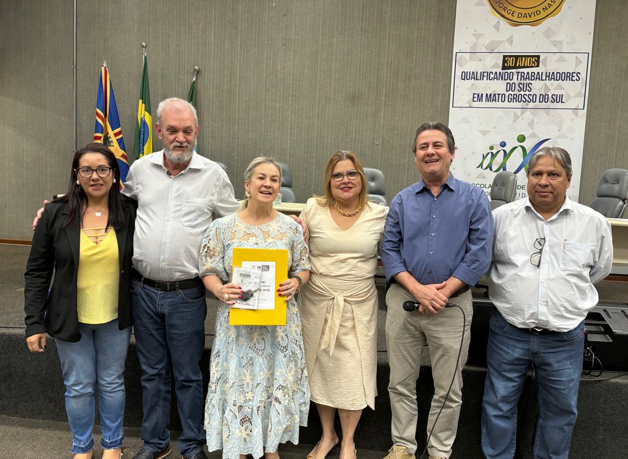 Governo de MS reforça estrutura de saúde do Estado com entrega de ambulâncias para 11 municípios Governo de MS reforça estrutura de saúde do Estado com entrega de ambulâncias para 11 municípios