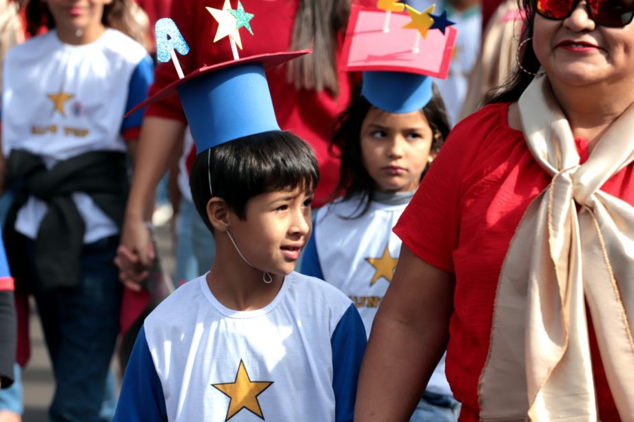 Desfile Cívico de 110 anos de TL é marcado por anúncios de investimentos e participação popular Desfile Cívico de 110 anos de TL é marcado por anúncios de investimentos e participação popular