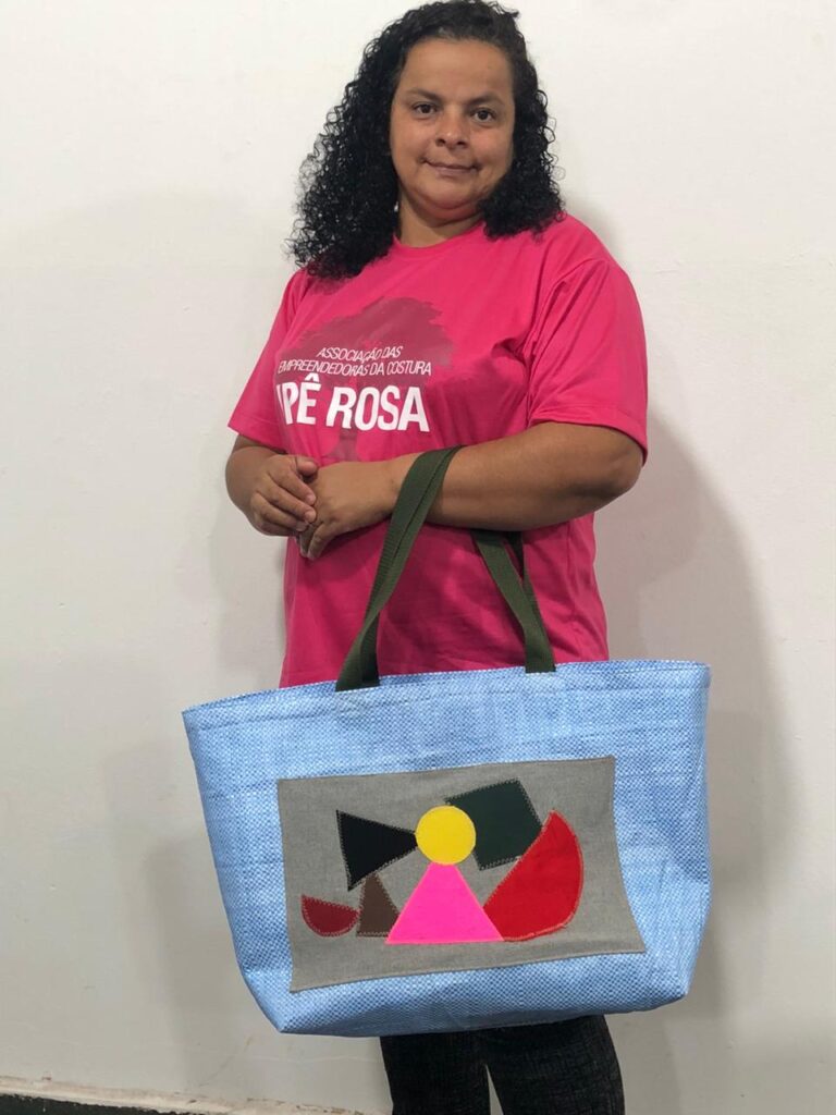 Três Lagoas recebe Exposição Costura Sustentável: moda, sustentabilidade e protagonismo feminino em destaque Três Lagoas recebe Exposição Costura Sustentável: moda, sustentabilidade e protagonismo feminino em destaque