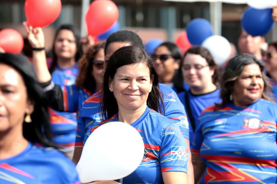 Desfile Cívico de 110 anos de TL é marcado por anúncios de investimentos e participação popular Desfile Cívico de 110 anos de TL é marcado por anúncios de investimentos e participação popular
