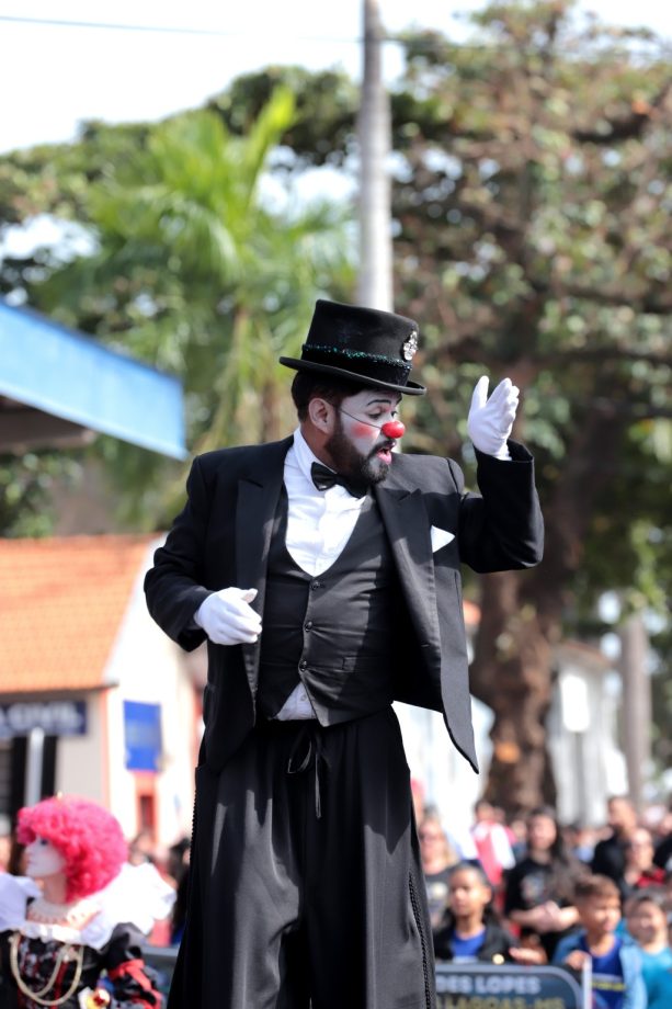 Desfile Cívico de 110 anos de TL é marcado por anúncios de investimentos e participação popular Desfile Cívico de 110 anos de TL é marcado por anúncios de investimentos e participação popular