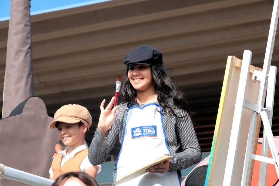 Desfile Cívico de 110 anos de TL é marcado por anúncios de investimentos e participação popular Desfile Cívico de 110 anos de TL é marcado por anúncios de investimentos e participação popular