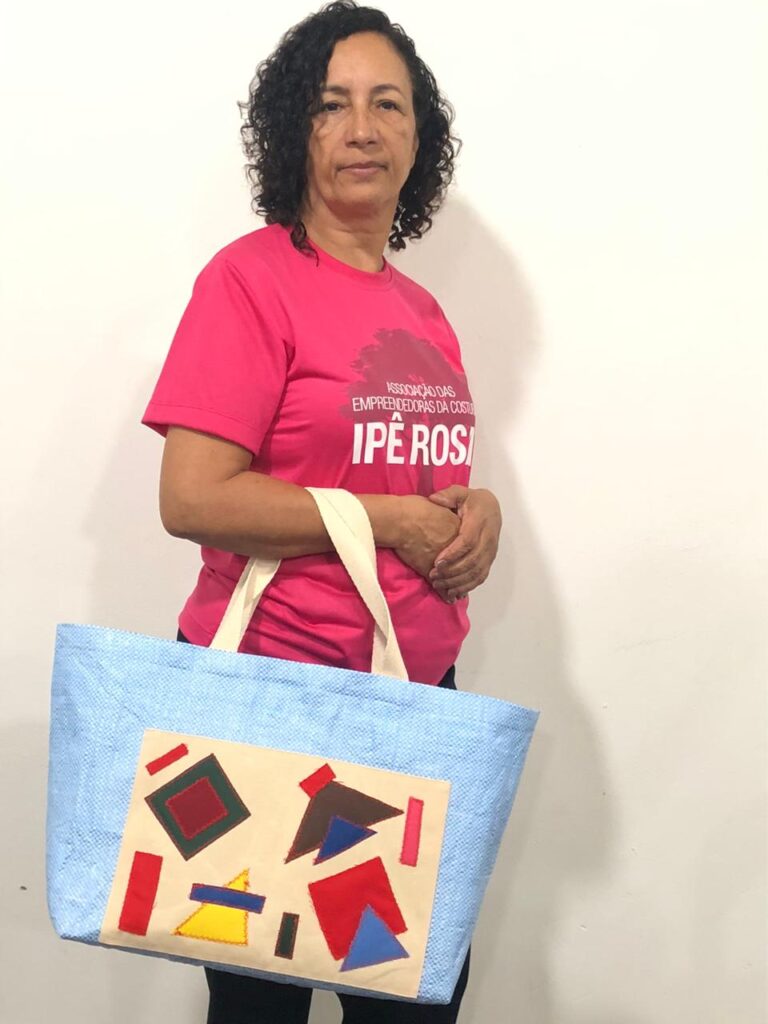 Três Lagoas recebe Exposição Costura Sustentável: moda, sustentabilidade e protagonismo feminino em destaque Três Lagoas recebe Exposição Costura Sustentável: moda, sustentabilidade e protagonismo feminino em destaque