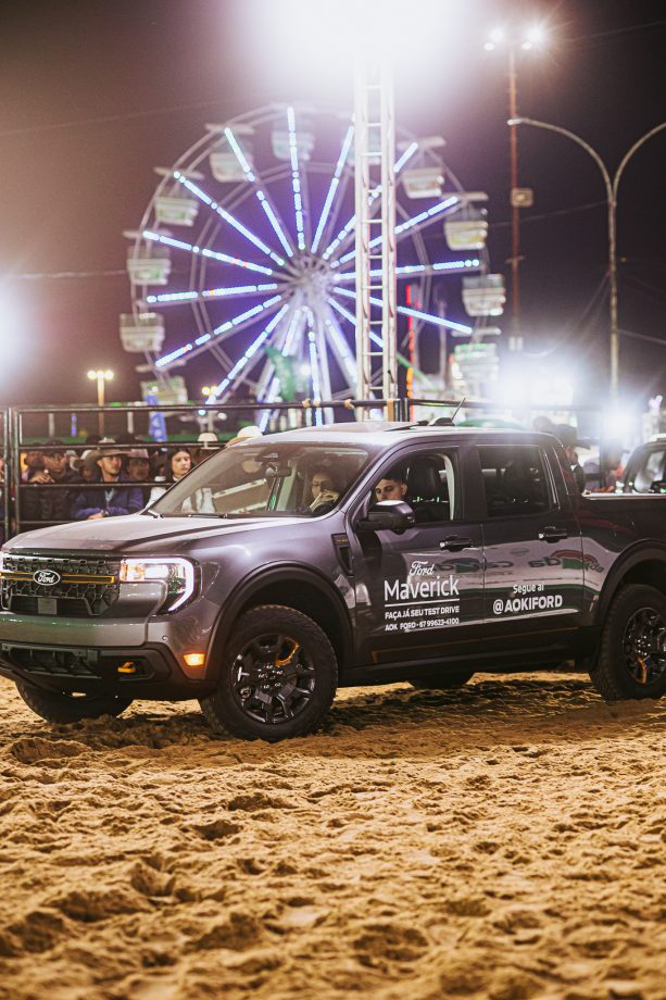 Abertura do Rodeio emociona público na Expotrês 2025 com show de Bruno & Marrone e participação especial de Enzo Rabelo