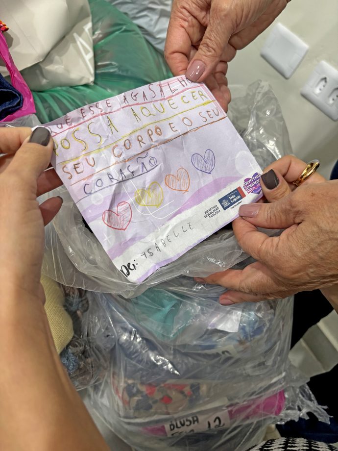 Escolas da REME arrecadam cerca de 400 kg de doações para a campanha “Três Lagoas Unida Contra o Frio” Escolas da REME arrecadam cerca de 400 kg de doações para a campanha “Três Lagoas Unida Contra o Frio”