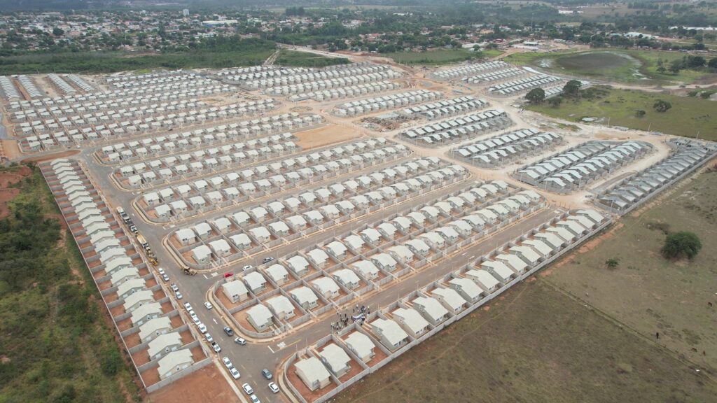 Riedel reconhece crise habitacional em cidades da celulose e prevê construção de novas moradias Riedel reconhece crise habitacional em cidades da celulose e prevê construção de novas moradias