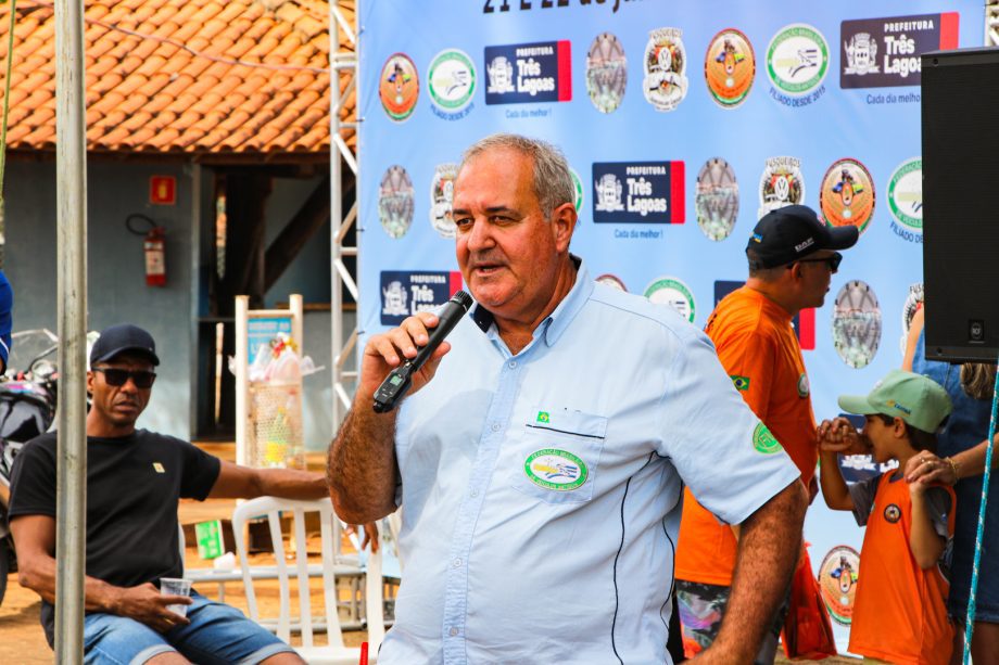 CONFIRA AS FOTOS! 13º Encontro de Carros Antigos movimenta Balneário Municipal no final de semana CONFIRA AS FOTOS! 13º Encontro de Carros Antigos movimenta Balneário Municipal no final de semana