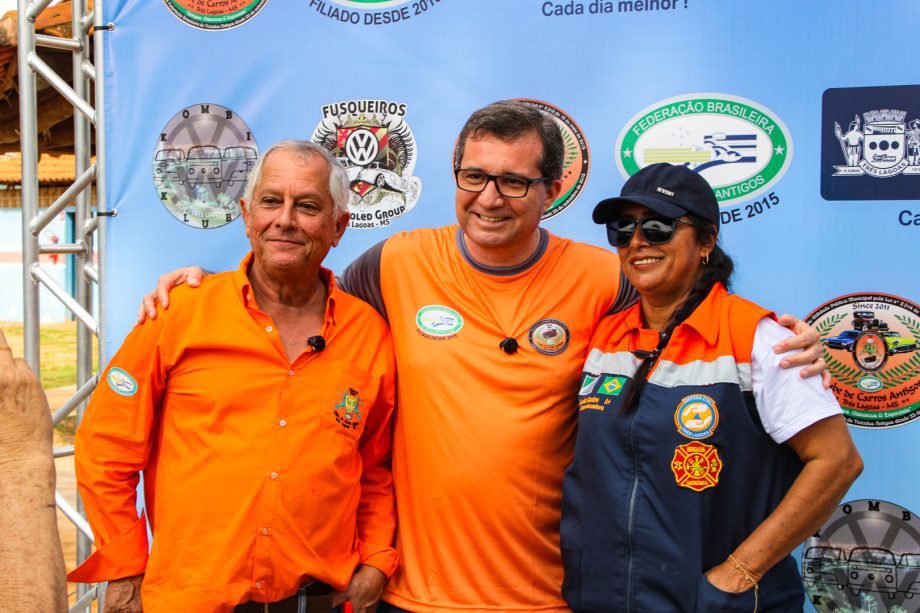 CONFIRA AS FOTOS! 13º Encontro de Carros Antigos movimenta Balneário Municipal no final de semana CONFIRA AS FOTOS! 13º Encontro de Carros Antigos movimenta Balneário Municipal no final de semana
