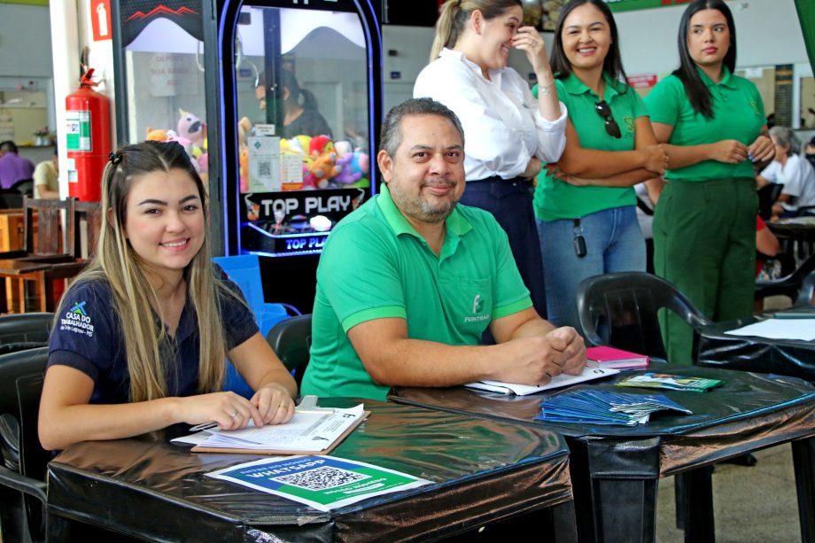 Feirão da Oportunidade teve mais 550 currículos entregues e 6 mil empresas representadas por associações na Feira Central Feirão da Oportunidade teve mais 550 currículos entregues e 6 mil empresas representadas por associações na Feira Central