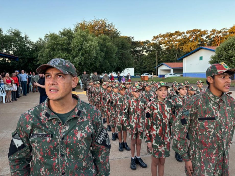 SMAS realizou formatura de crianças e adolescentes do Patrulha Florestinha em parceria com a PMA