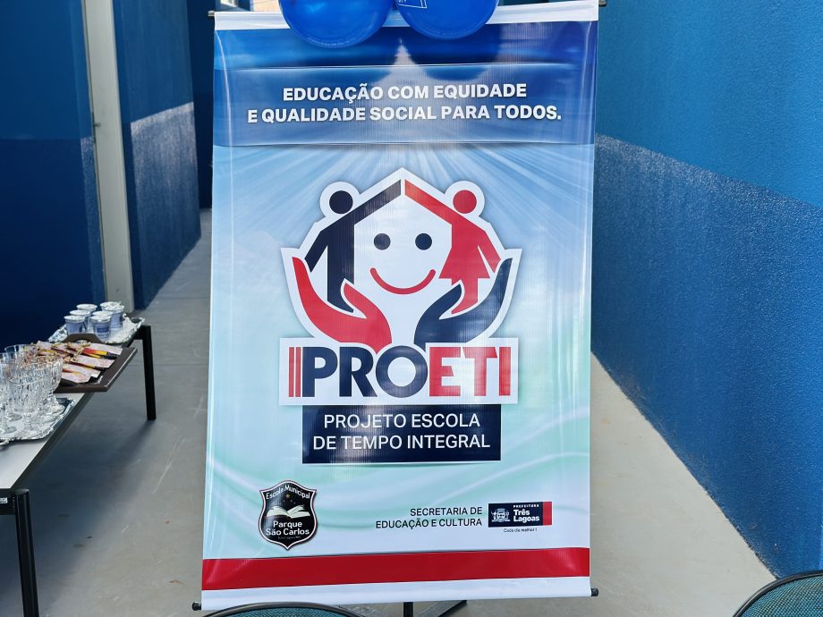 Escola Parque São Carlos recebe três novas salas pelo Projeto Escola de Tempo Integral (PROETI) Escola Parque São Carlos recebe três novas salas pelo Projeto Escola de Tempo Integral (PROETI)