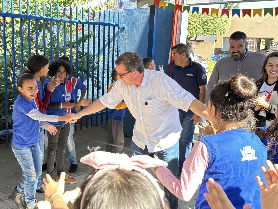 Escola Parque São Carlos recebe três novas salas pelo Projeto Escola de Tempo Integral (PROETI) Escola Parque São Carlos recebe três novas salas pelo Projeto Escola de Tempo Integral (PROETI)
