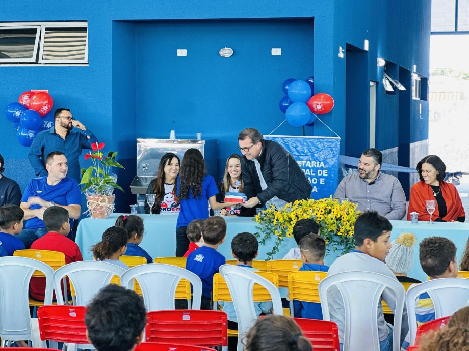 Escola Parque São Carlos recebe três novas salas pelo Projeto Escola de Tempo Integral (PROETI) Escola Parque São Carlos recebe três novas salas pelo Projeto Escola de Tempo Integral (PROETI)
