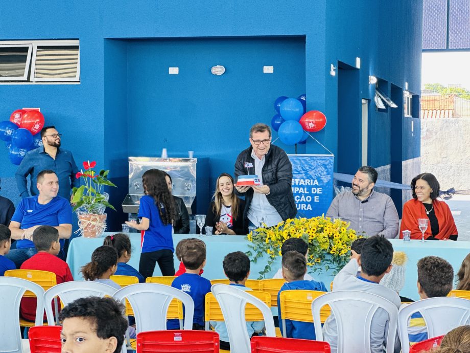 Escola Parque São Carlos recebe três novas salas pelo Projeto Escola de Tempo Integral (PROETI) Escola Parque São Carlos recebe três novas salas pelo Projeto Escola de Tempo Integral (PROETI)