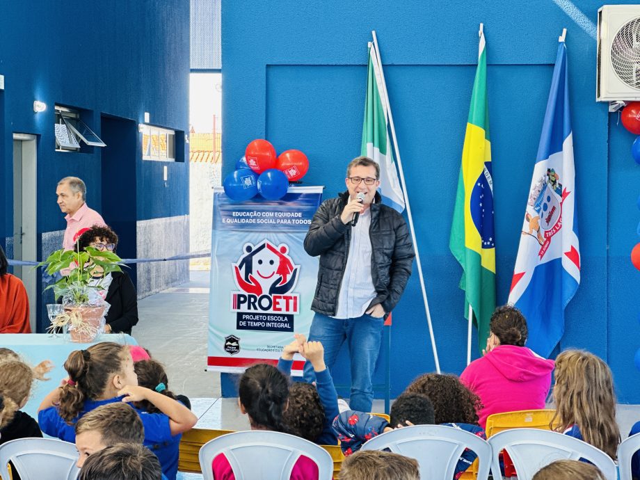Escola Parque São Carlos recebe três novas salas pelo Projeto Escola de Tempo Integral (PROETI) Escola Parque São Carlos recebe três novas salas pelo Projeto Escola de Tempo Integral (PROETI)