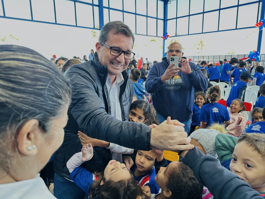 Escola Parque São Carlos recebe três novas salas pelo Projeto Escola de Tempo Integral (PROETI) Escola Parque São Carlos recebe três novas salas pelo Projeto Escola de Tempo Integral (PROETI)