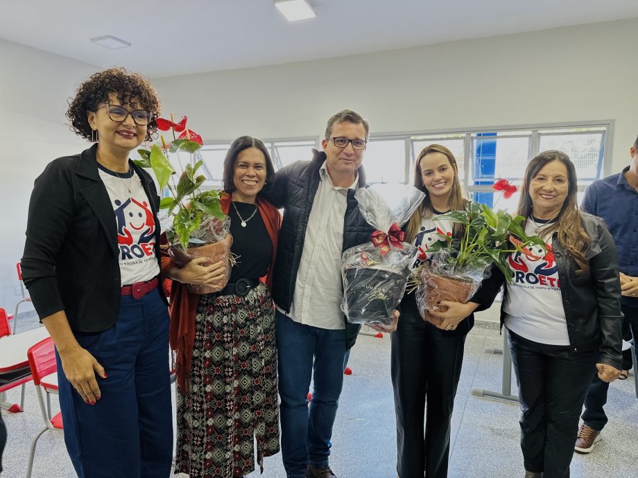 Escola Parque São Carlos recebe três novas salas pelo Projeto Escola de Tempo Integral (PROETI) Escola Parque São Carlos recebe três novas salas pelo Projeto Escola de Tempo Integral (PROETI)