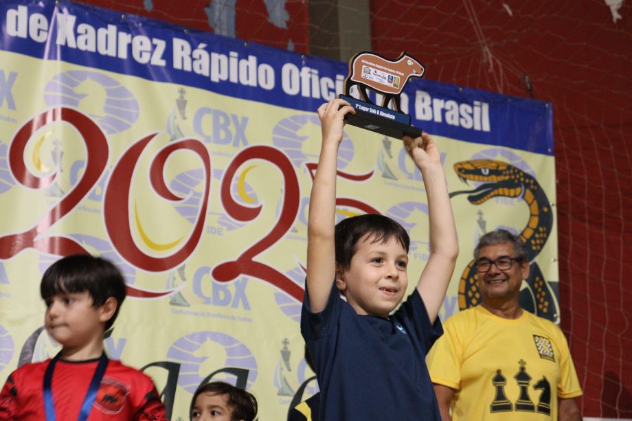 14ª etapa da Liga dos Enxadristas arrecada mais de 200 kg de alimentos 14ª etapa da Liga dos Enxadristas arrecada mais de 200 kg de alimentos