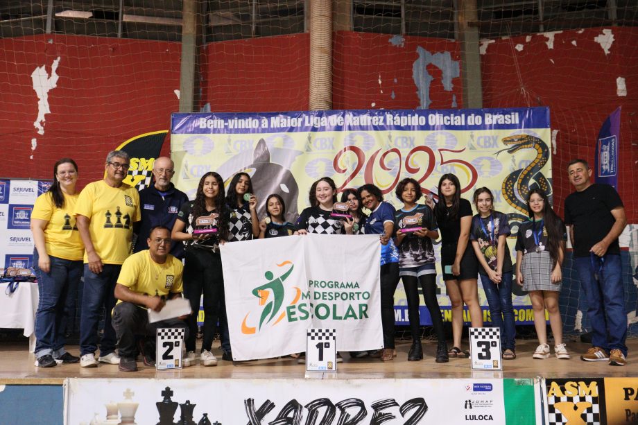 14ª etapa da Liga dos Enxadristas arrecada mais de 200 kg de alimentos 14ª etapa da Liga dos Enxadristas arrecada mais de 200 kg de alimentos