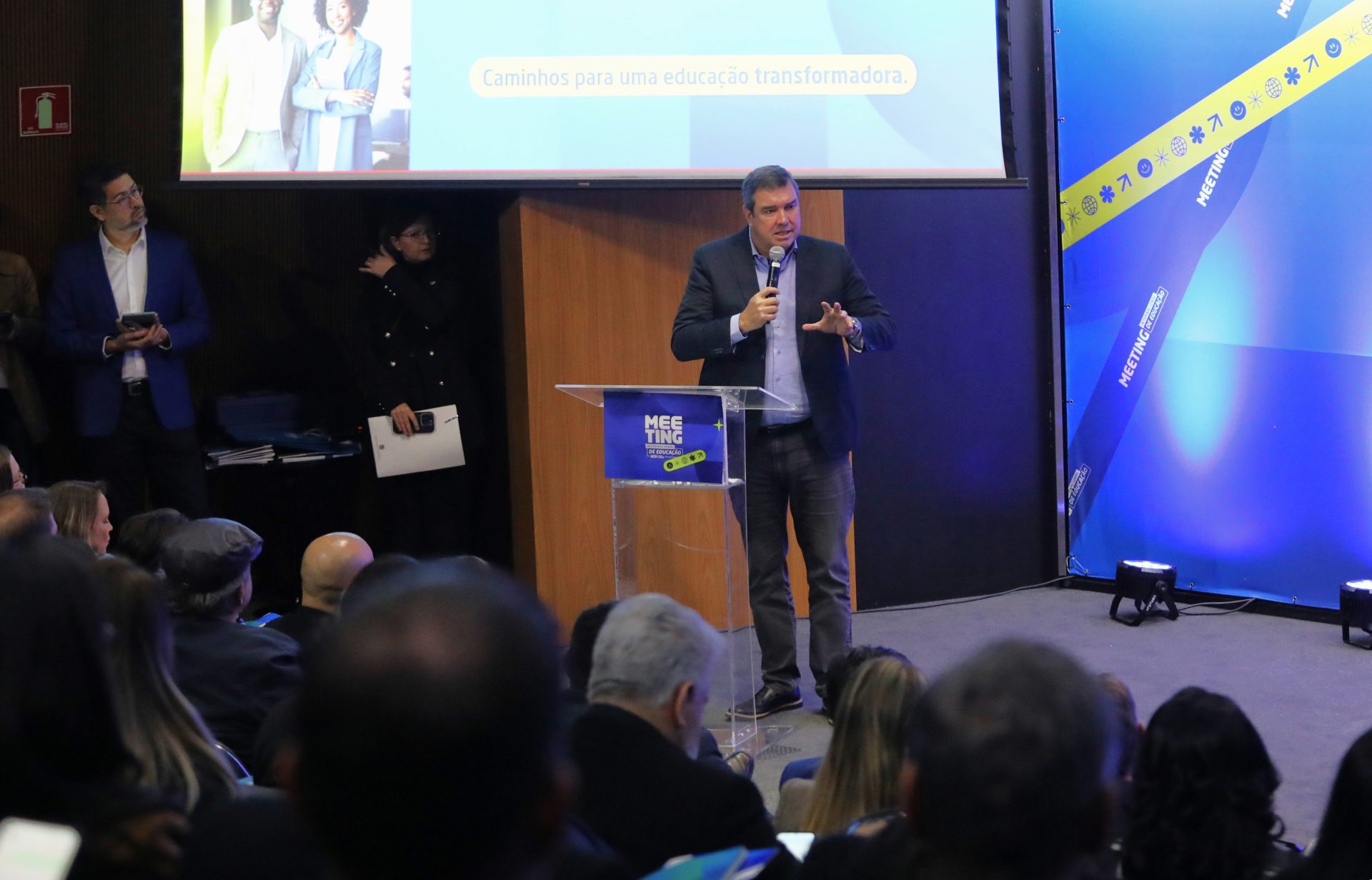 Em encontro de educadores e empresários, Governo de MS aponta caminhos para a formação de jovens talentos Em encontro de educadores e empresários, Governo de MS aponta caminhos para a formação de jovens talentos