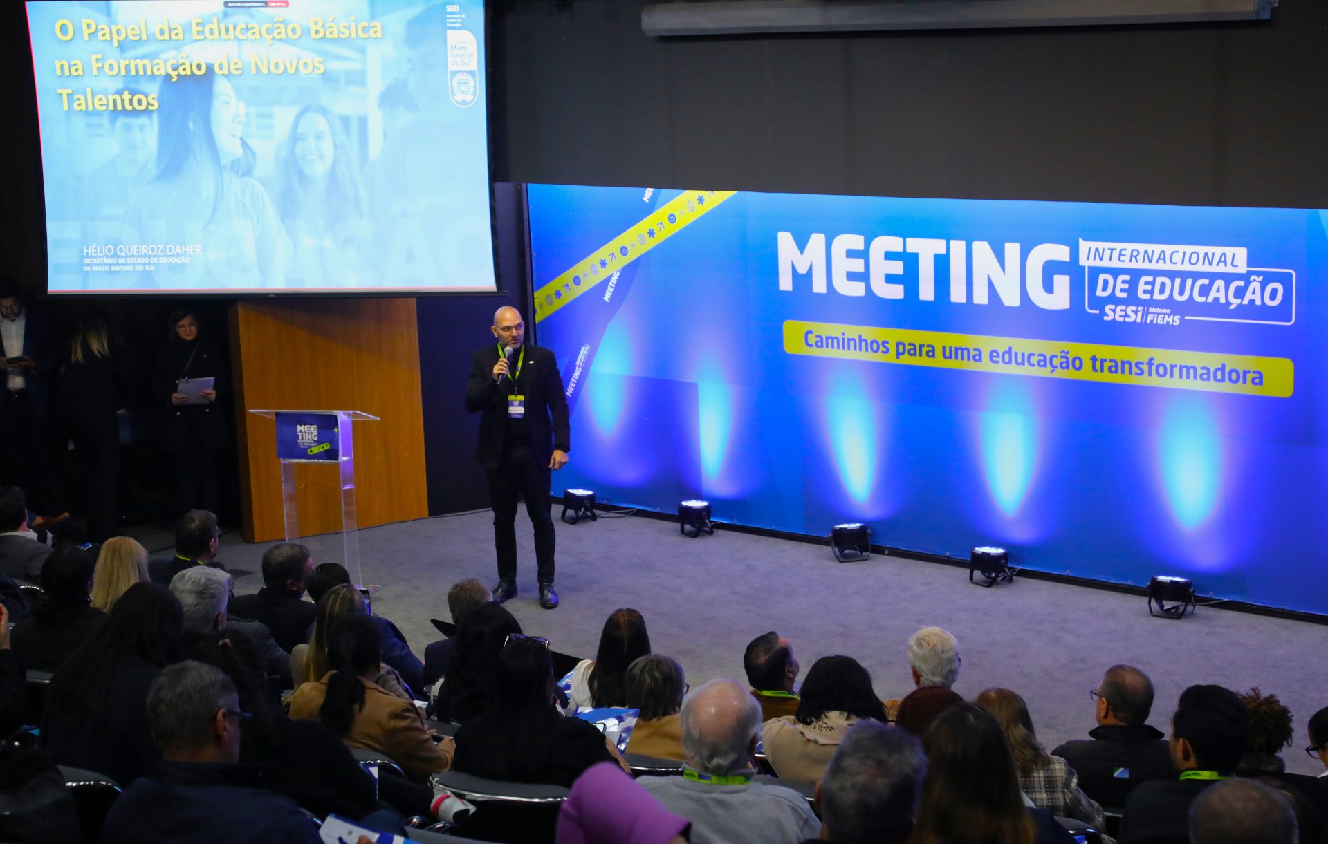 Em encontro de educadores e empresários, Governo de MS aponta caminhos para a formação de jovens talentos Em encontro de educadores e empresários, Governo de MS aponta caminhos para a formação de jovens talentos