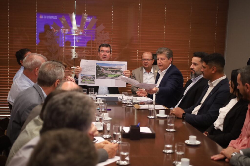 MS Ativo Municipalismo: Chapadão do Sul recebe investimentos em recapeamento e drenagem MS Ativo Municipalismo: Chapadão do Sul recebe investimentos em recapeamento e drenagem