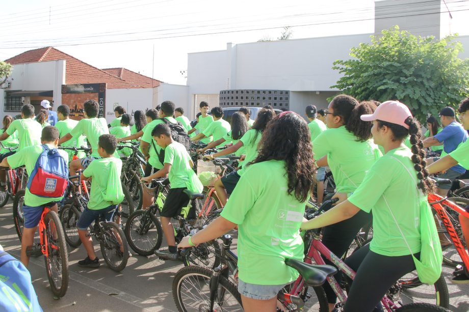 Semana do Meio Ambiente mobiliza mais de 2.400 pessoas em Três Lagoas Semana do Meio Ambiente mobiliza mais de 2.400 pessoas em Três Lagoas
