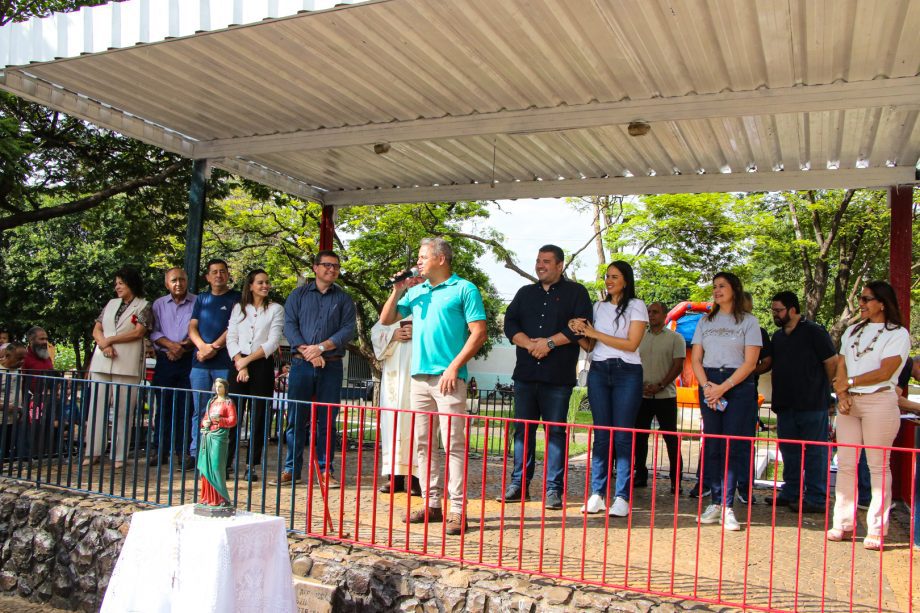 Prefeitura entrega revitalização da Praça do Santa Luzia e inicia manutenção na Praça dos Ferroviários Prefeitura entrega revitalização da Praça do Santa Luzia e inicia manutenção na Praça dos Ferroviários
