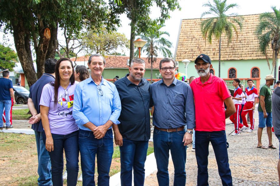 Prefeitura entrega revitalização da Praça do Santa Luzia e inicia manutenção na Praça dos Ferroviários Prefeitura entrega revitalização da Praça do Santa Luzia e inicia manutenção na Praça dos Ferroviários