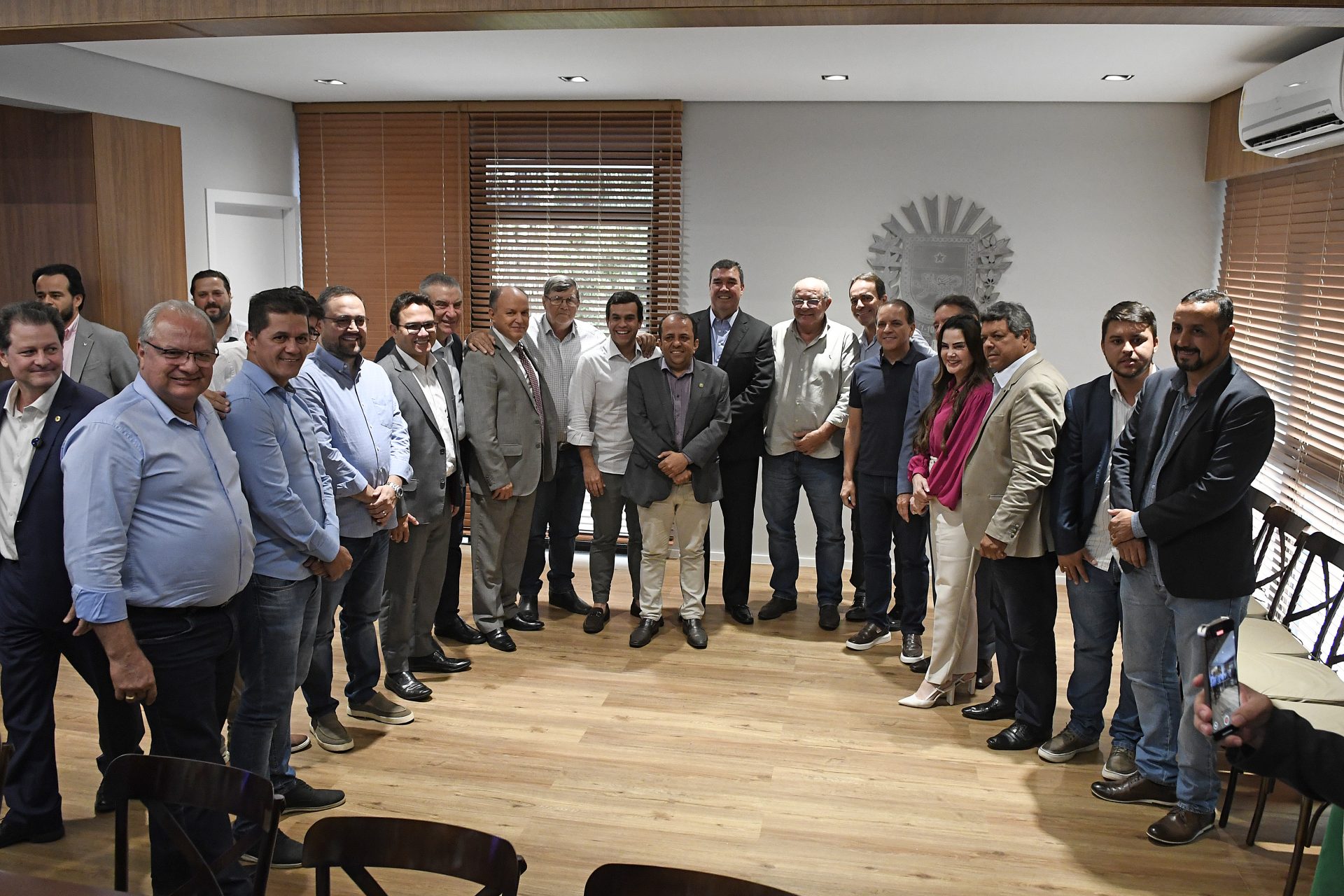 MS Ativo: Rio Verde apresenta projetos para levar asfalto e drenagem aos bairros da cidade MS Ativo: Rio Verde apresenta projetos para levar asfalto e drenagem aos bairros da cidade