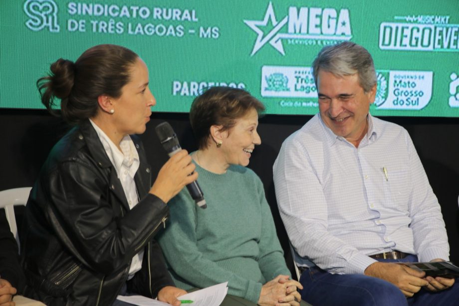 Prefeito de TL e senadora Tereza Cristina marcam presença no 1º Encontro da Citricultura Prefeito de TL e senadora Tereza Cristina marcam presença no 1º Encontro da Citricultura
