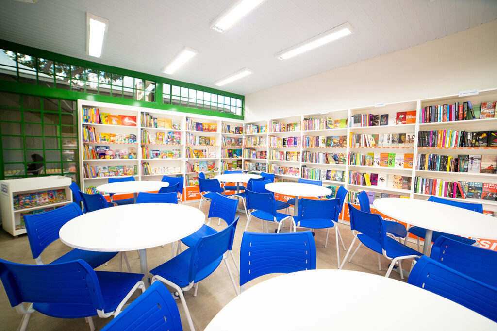Fiems encerra visita a Bonito com entrega da Biblioteca da Indústria do Conhecimento do Sesi Fiems encerra visita a Bonito com entrega da Biblioteca da Indústria do Conhecimento do Sesi