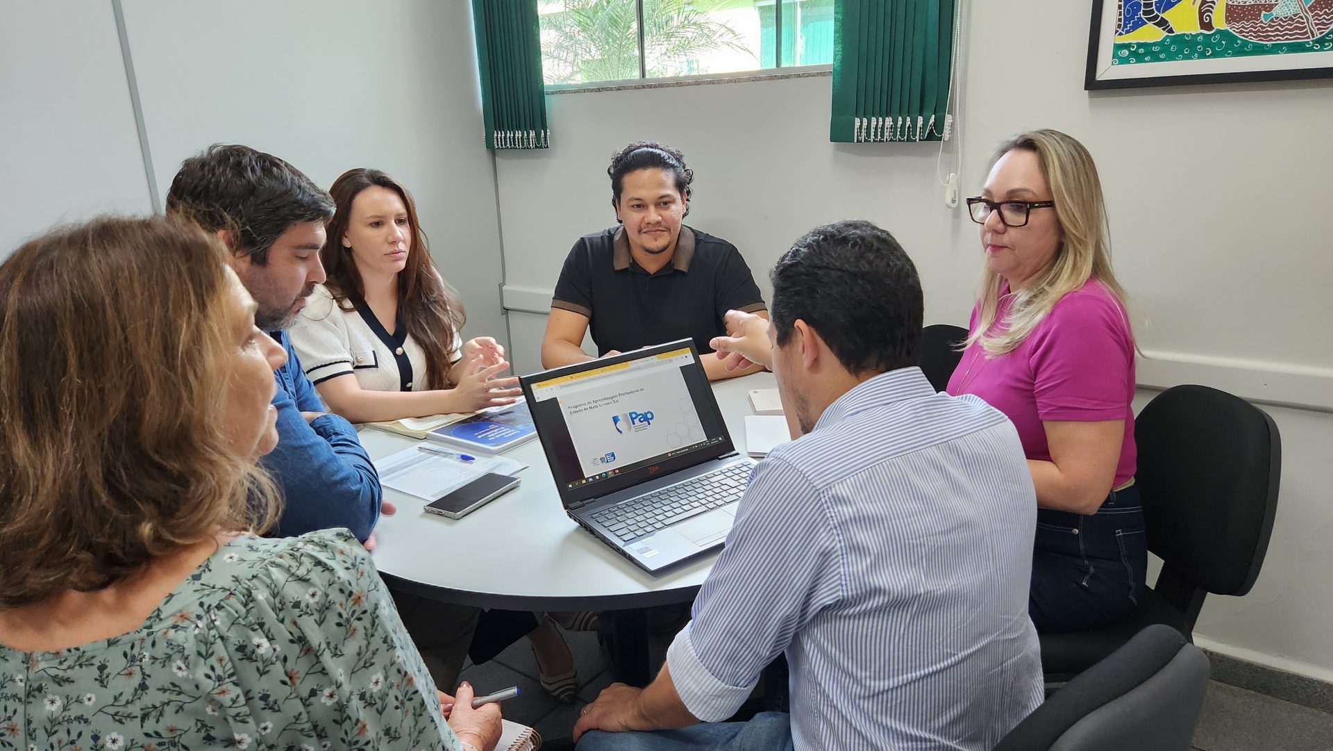 Mato Grosso do Sul inspira MT em práticas de educação profissional e programa de aprendizagem Mato Grosso do Sul inspira MT em práticas de educação profissional e programa de aprendizagem