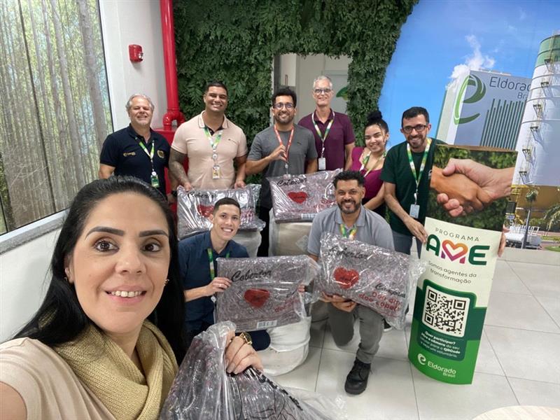 Roupa boa nossa gente doa: campanha do agasalho da Eldorado Brasil beneficia instituições em Três Lagoas, Santos e São Paulo Roupa boa nossa gente doa: campanha do agasalho da Eldorado Brasil beneficia instituições em Três Lagoas, Santos e São Paulo